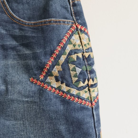 Brave Soul Blue Denim Embroidered Short Skirt UK 14 Zip Pockets - Picture 3 of 6